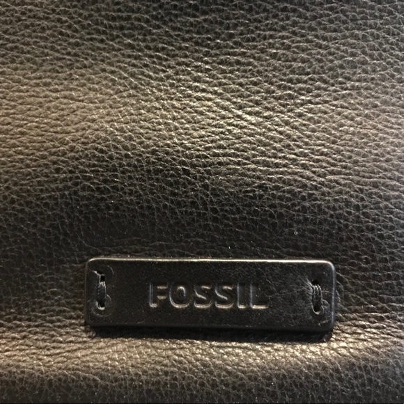 Fossil crossbody purse - Picture 3 of 9